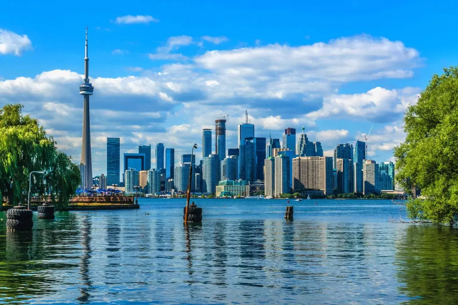 Best Places to Visit in Toronto